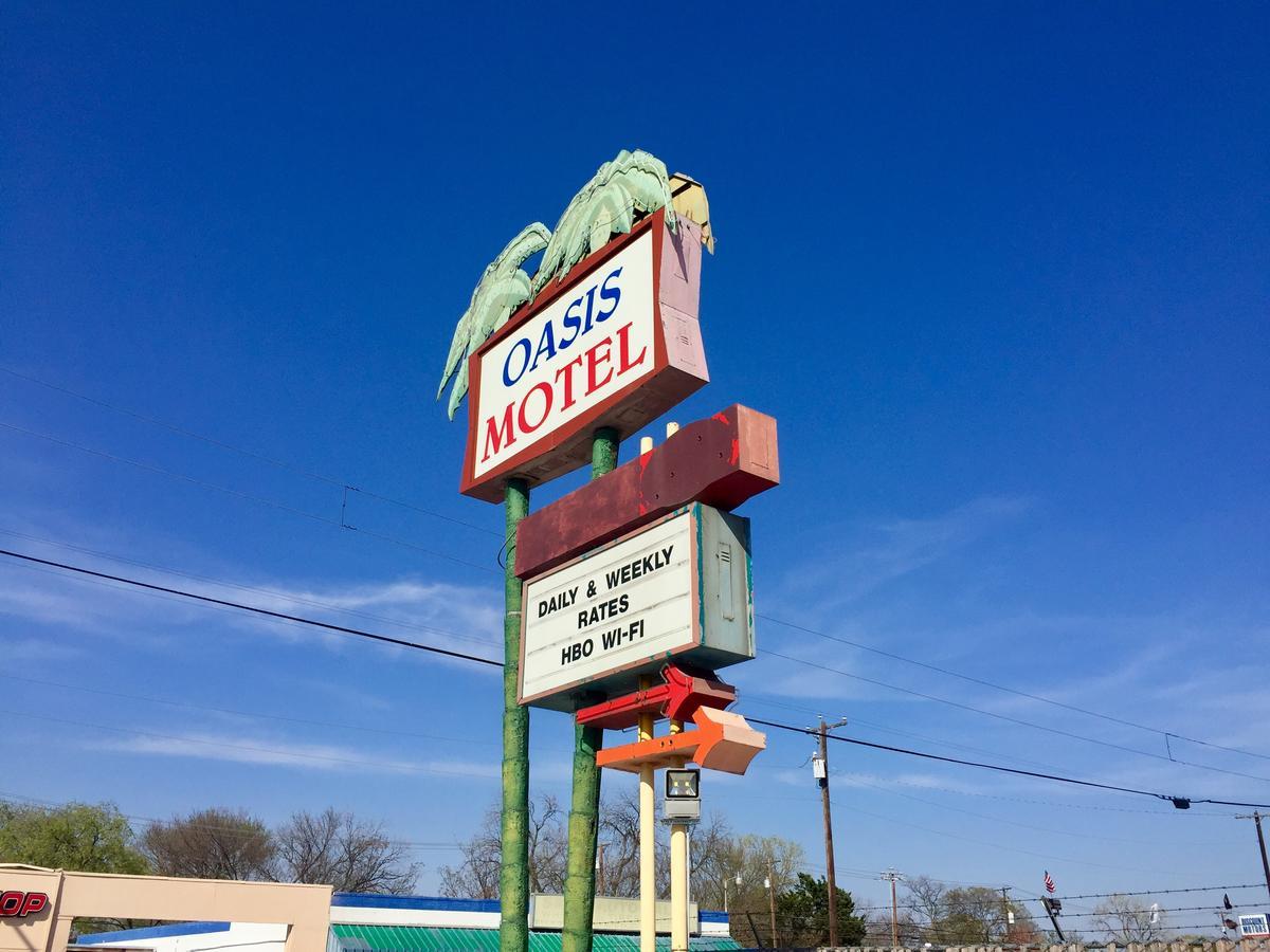 Oasis Motel Arlington Exterior photo